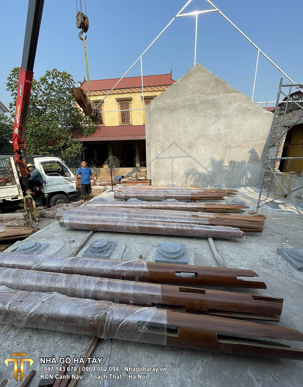 nha-go-3-gian-thuong-tin_0