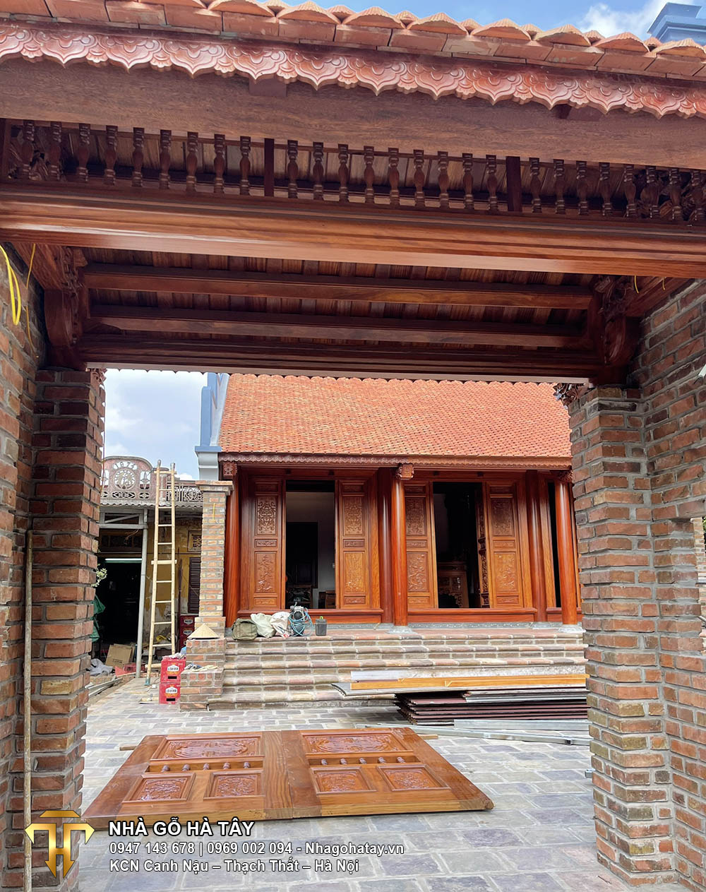 nha-go-3-gian-thuong-tin_12