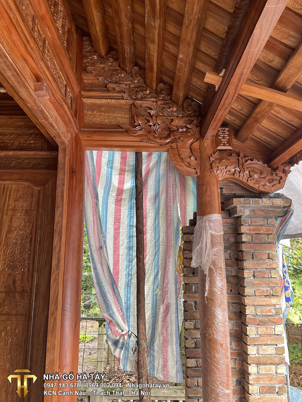 nha-go-3-gian-thuong-tin_9