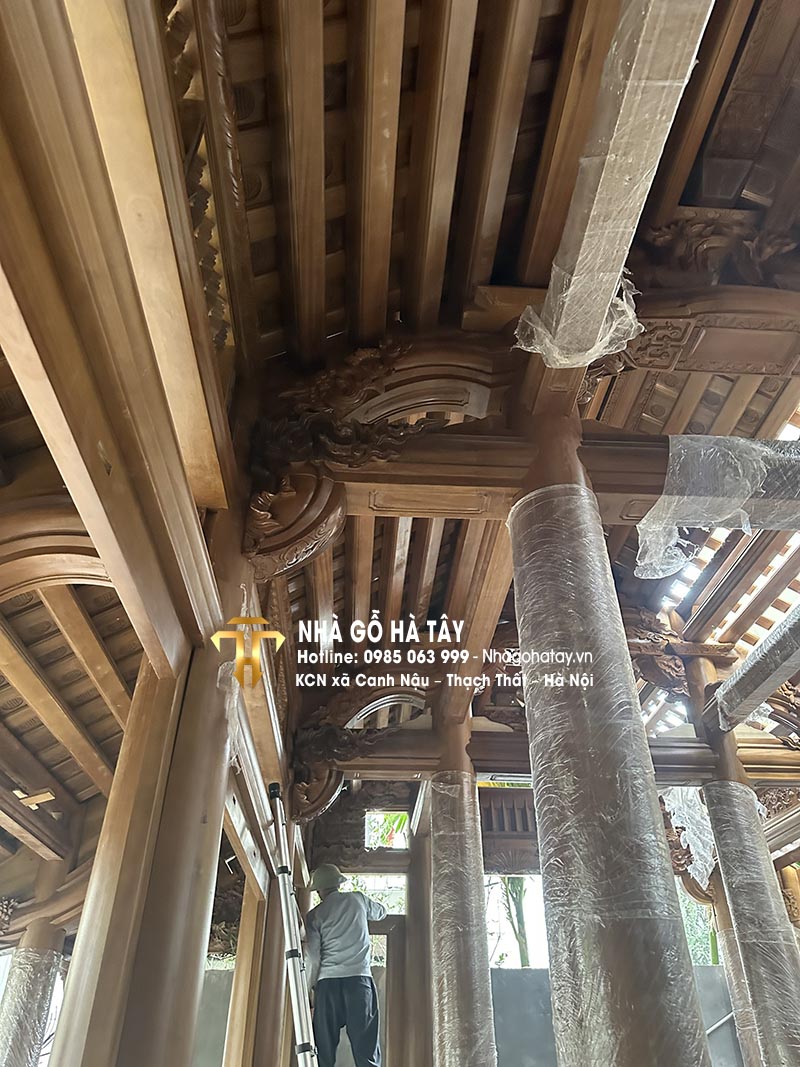 nha_3_gian_go_doi_lao_1